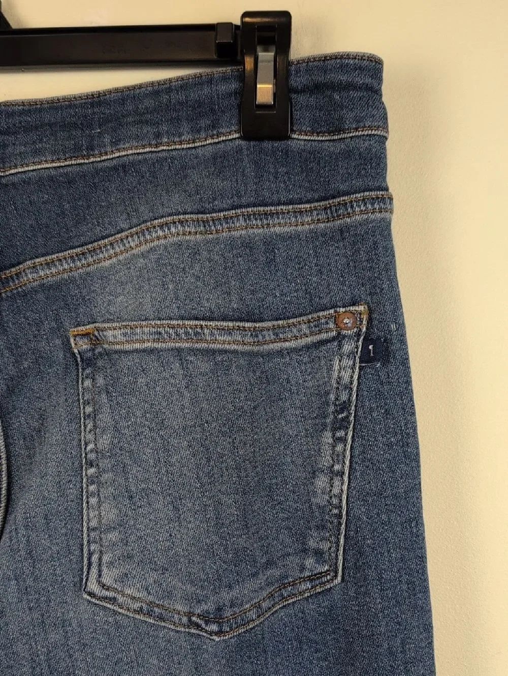 Pilcro Classic High-Rise Women's Blue Denim Flare Jeans Size 30 - Picture 10 of 13